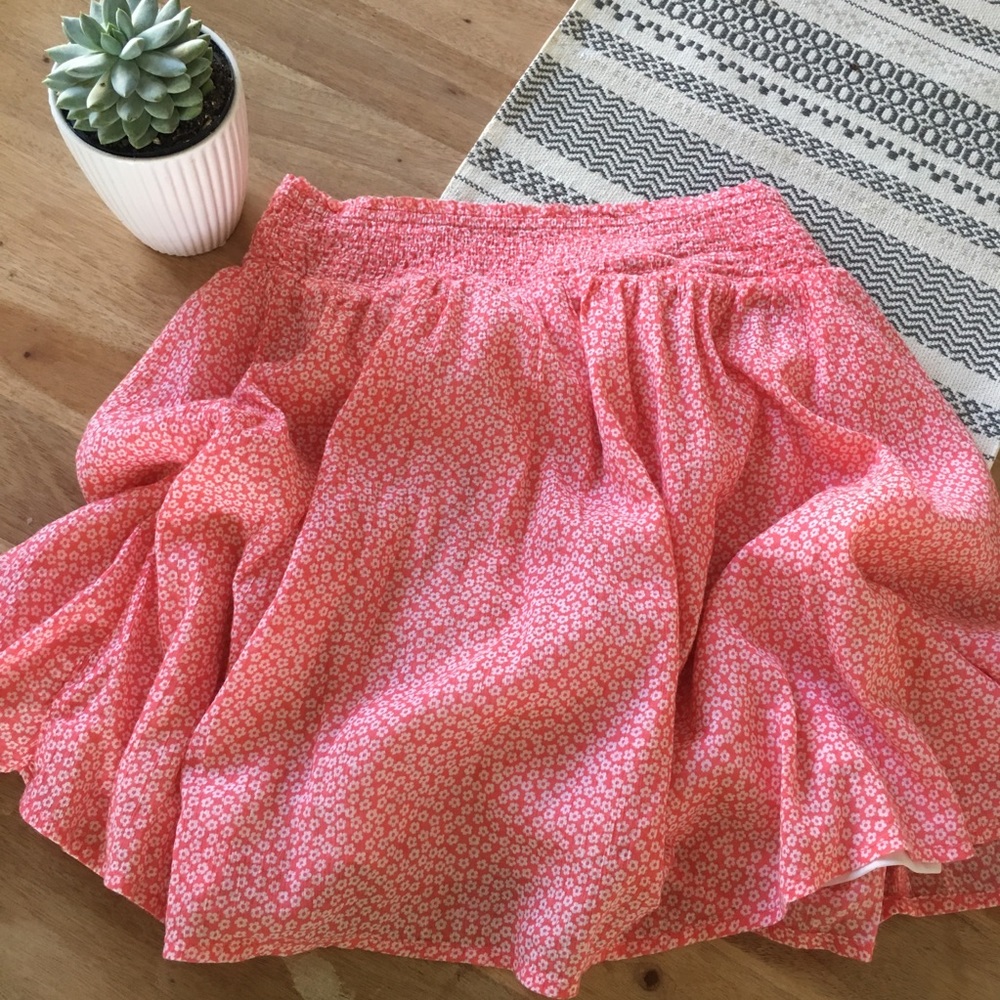 Old Navy Pink & White Flower Skirt